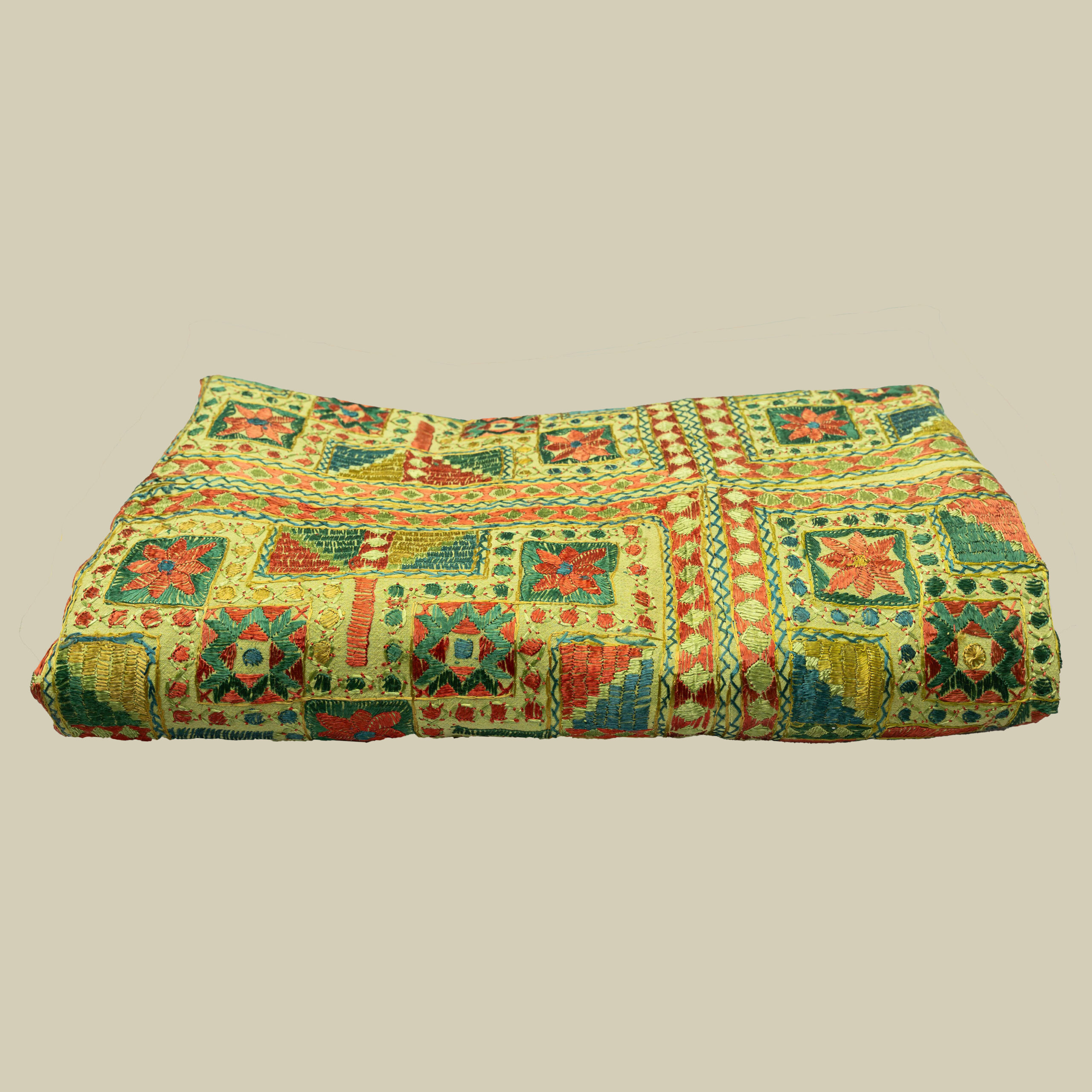 Hand-Embroidered Bedcover 01 - Image 4