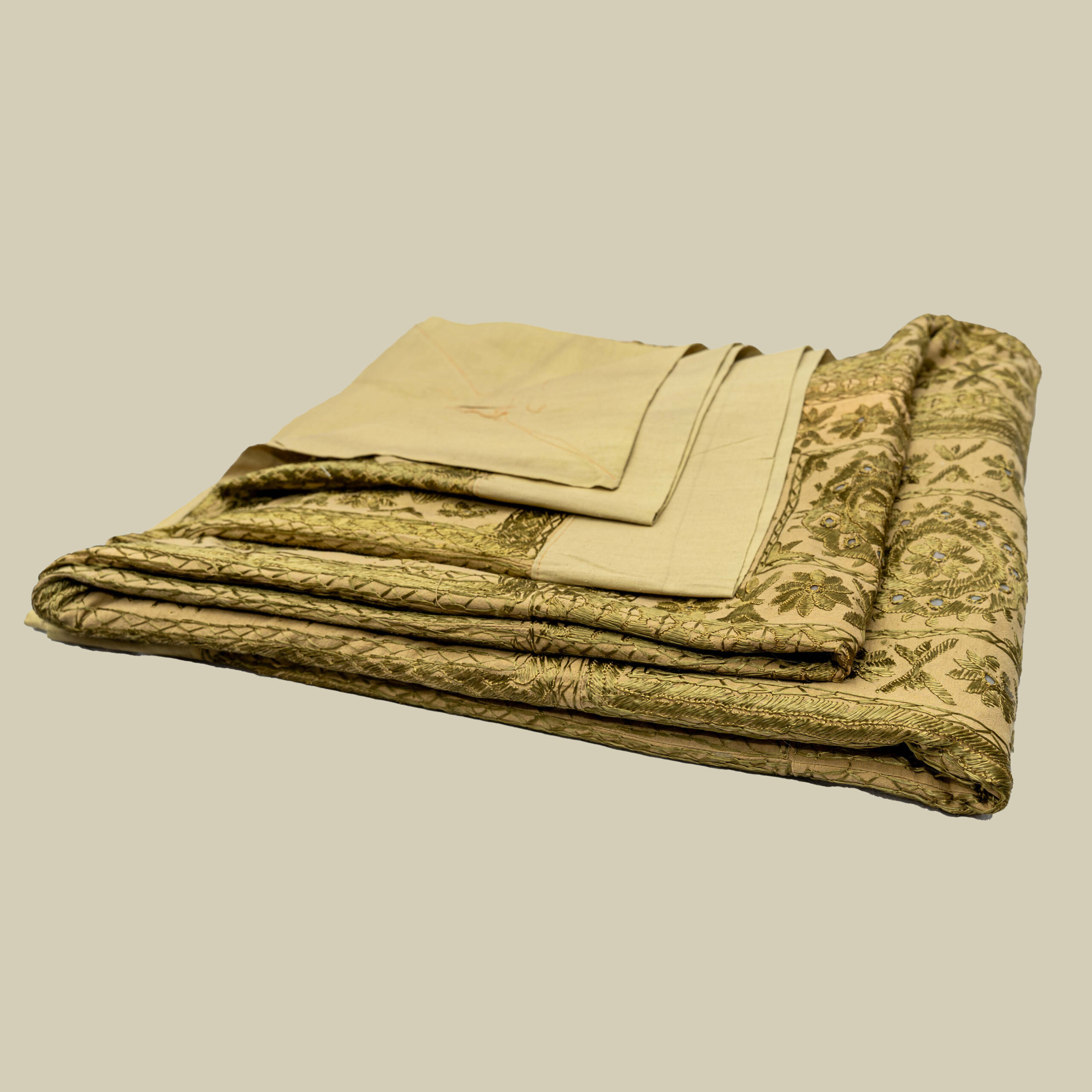Hand-Embroidered Bedcover 05 - Image 2