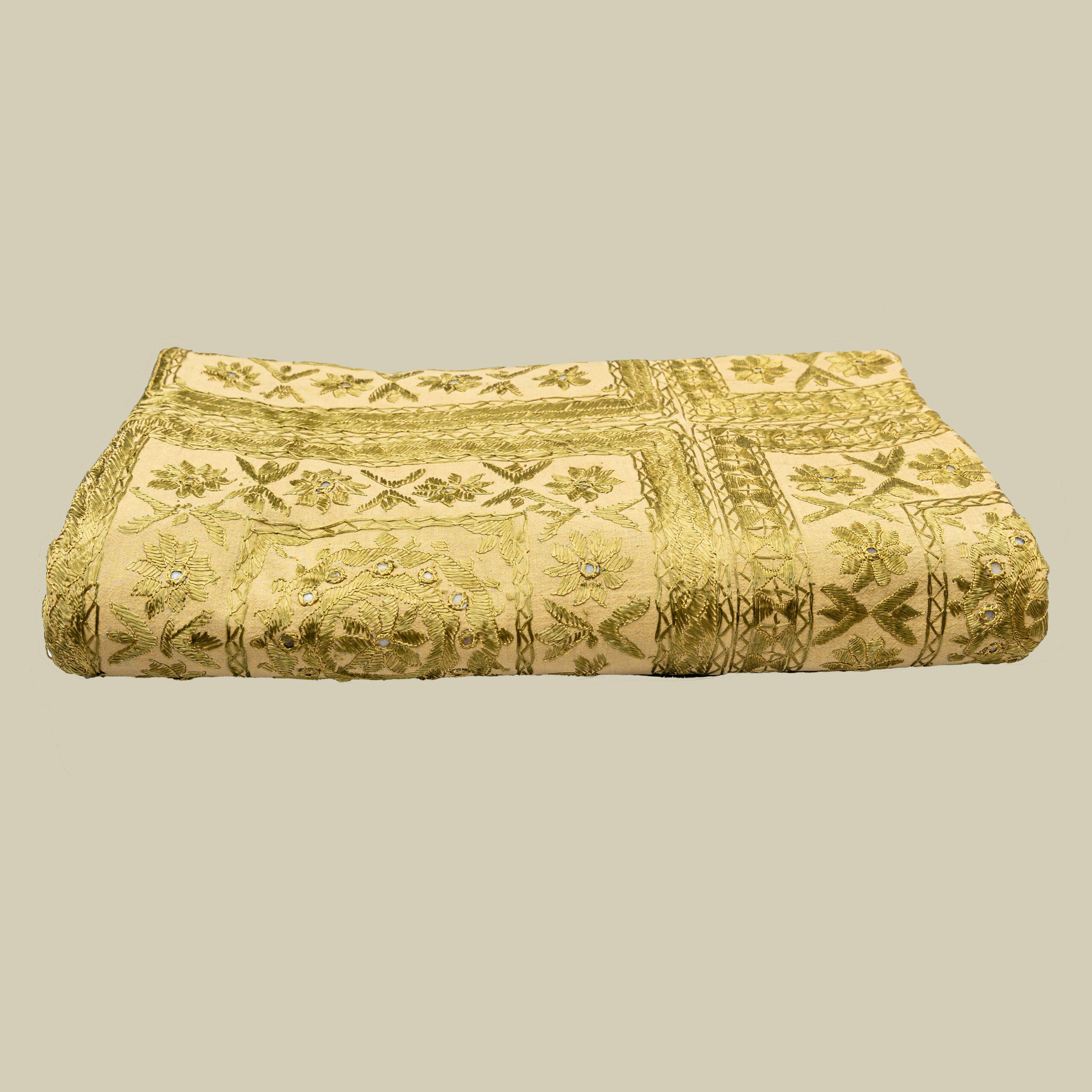 Hand-Embroidered Bedcover 05 - Image 4