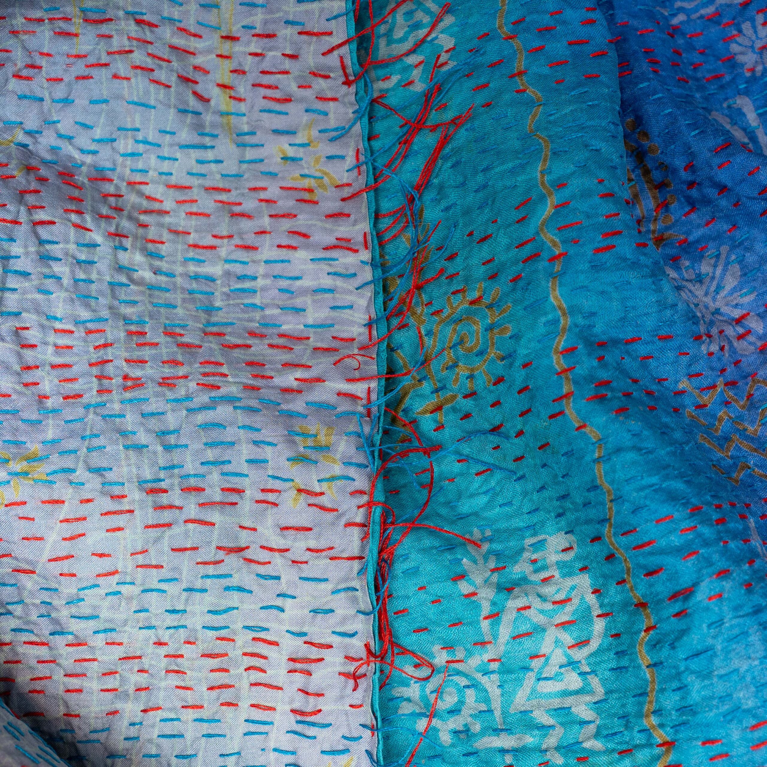 Sari Silk Kantha Shawl 03 - Image 3