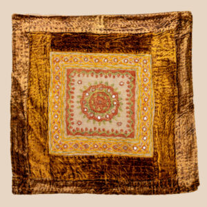 Velvelt Cushions 01