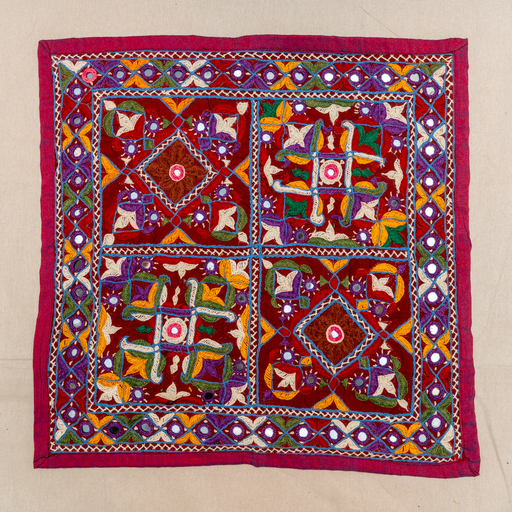 Geri Cushion 02-I