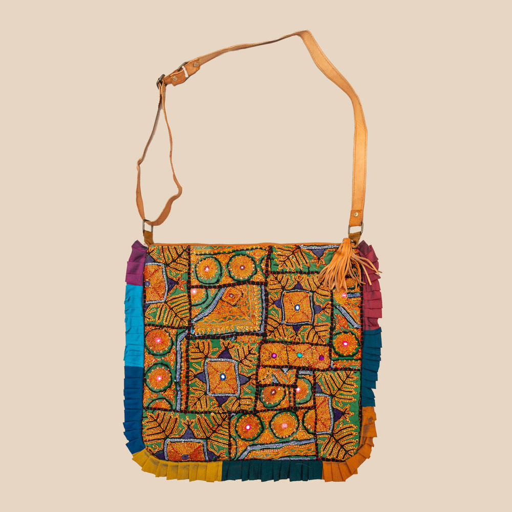 Jari square bag 05
