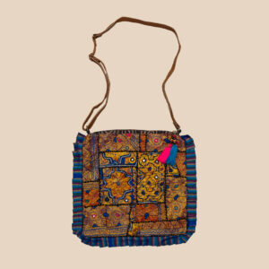 Jari square bag 14