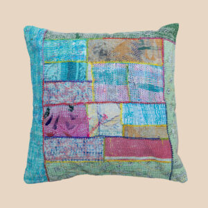 Handmade vintage kantha cushion 50x50 | patchwork sierkussen uit India van gerecycled katoen | colorful boho pillow for sofa, garden seating, terrace decor