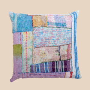 Handmade vintage kantha cushion 50x50 | patchwork sierkussen uit India van gerecycled katoen | colorful boho pillow for sofa, garden seating, terrace decor